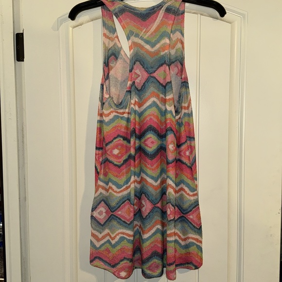 ENTI  Multicolored Razorback Top - Picture 4 of 4